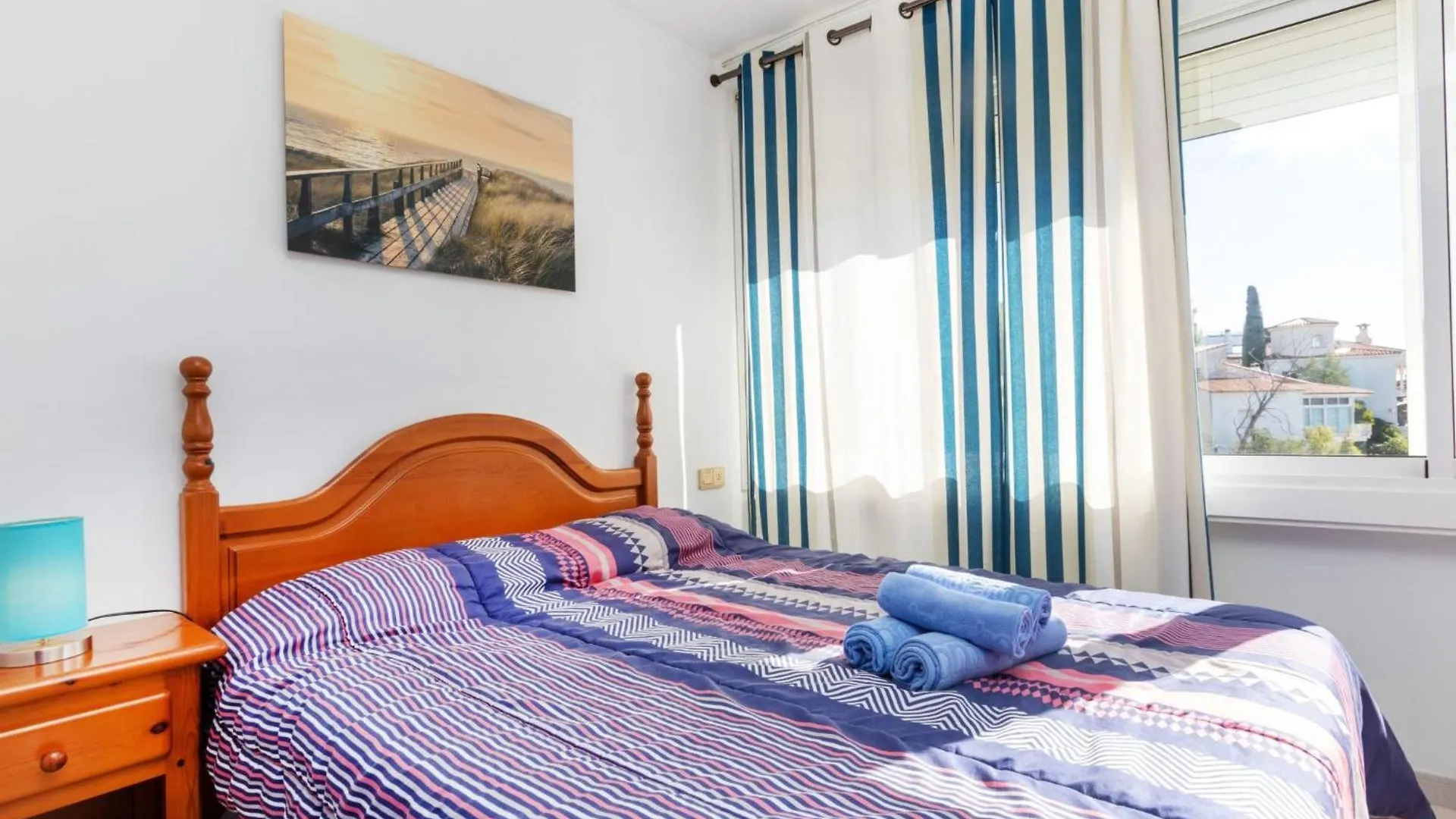 Apartment Grifeu-3 By Interhome Llanca
