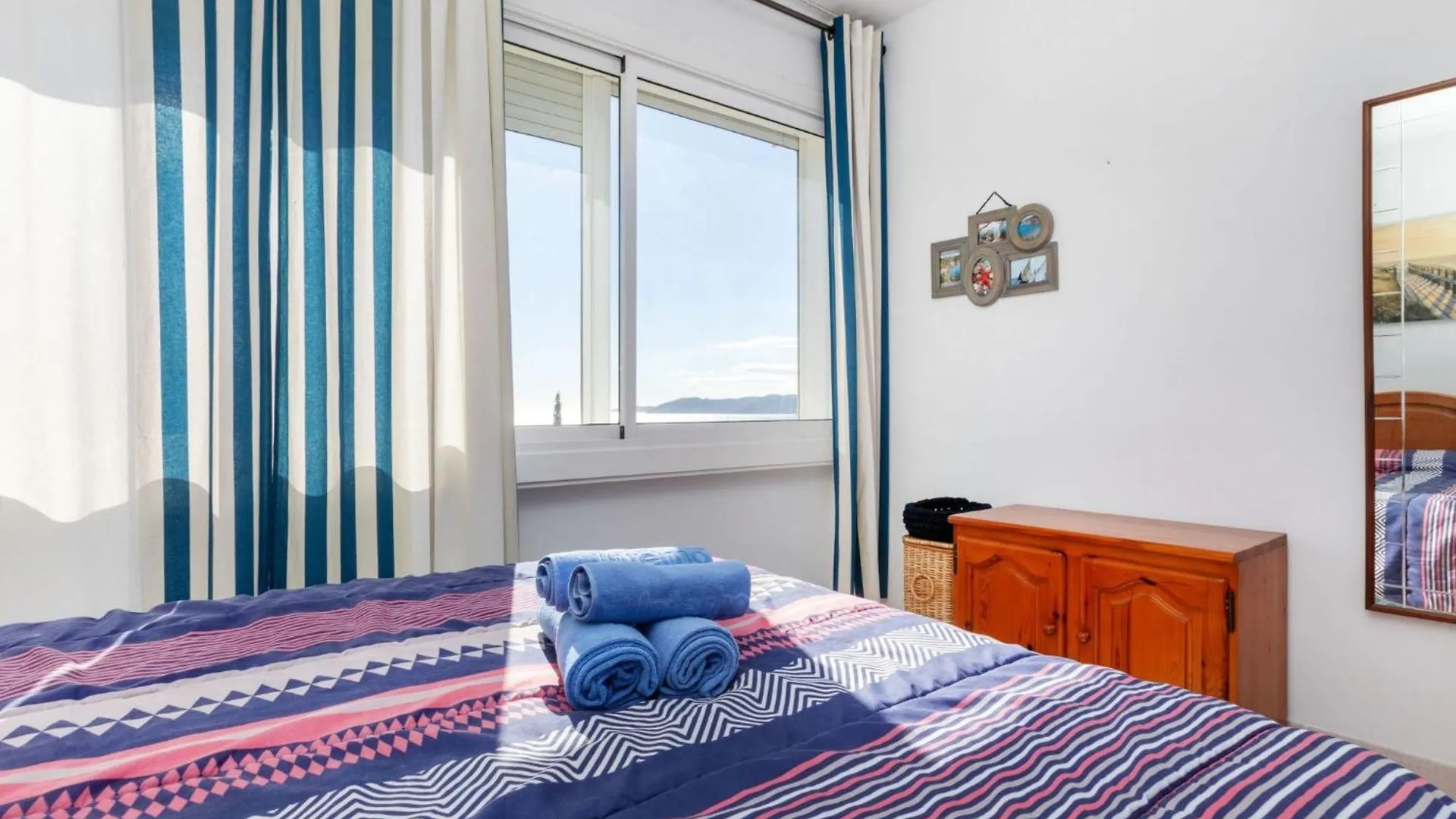 Apartment Grifeu-3 By Interhome Llanca